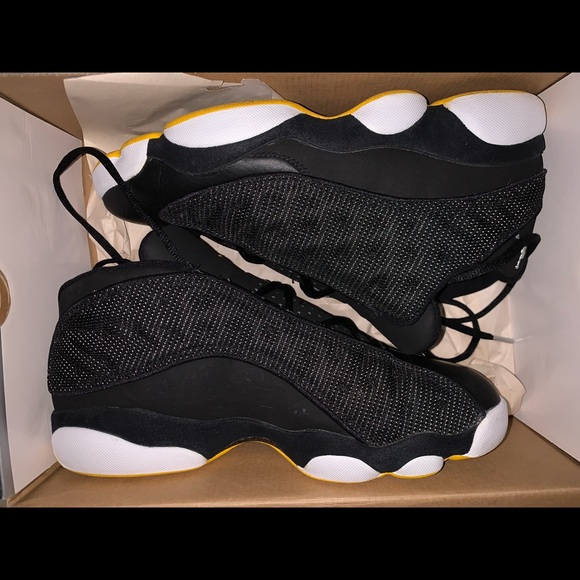 2005 AJ13 Low sz 9 Black/Maize main image 4